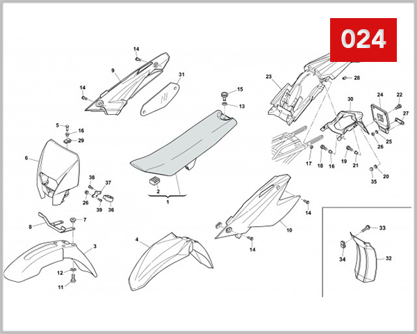 024 - PANEL FENDERS SEAT